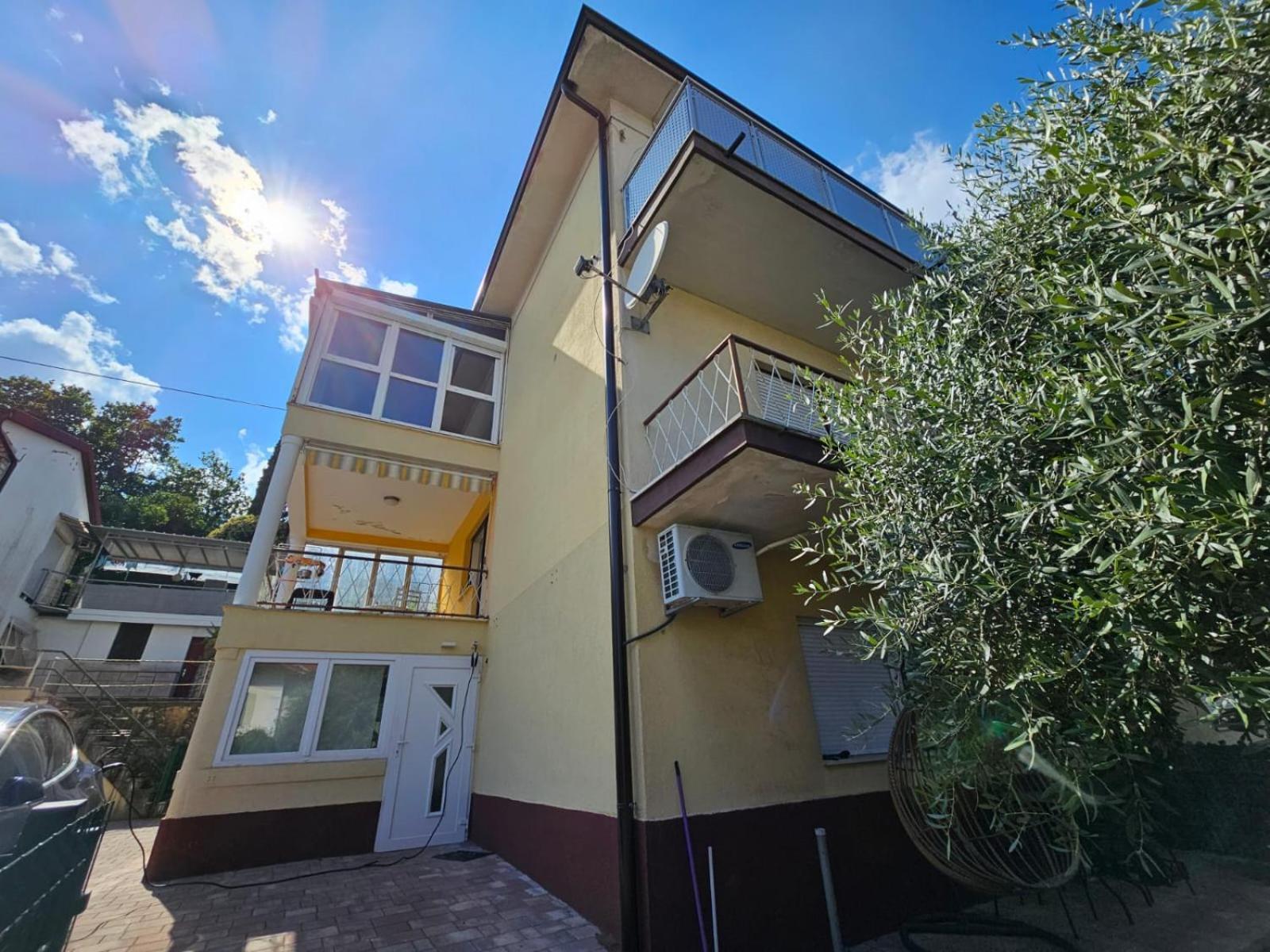 Bela Apartmán Lovran
